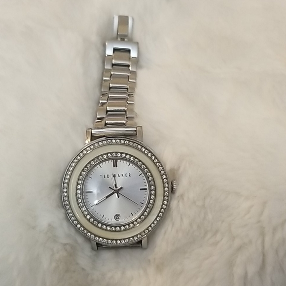 Watch - Picture 3 of 4